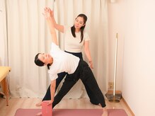 トイキ(toiki)の雰囲気（全国で活躍中の講師によるパーソナルヨガを整体と同時受講可。）