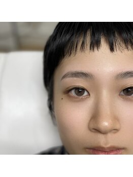 レアファースト/ハリウッドブロウリフト/眉毛