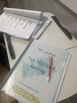 ブルースター(BLUE STAR)/骨・筋肉をしっかり勉強☆