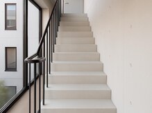 ピュアグレース 自由が丘/サロン階段