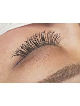 まつげのお悩み解決サロン