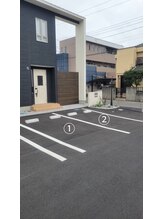 エム(M)/外観