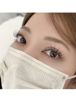 アイラッシュ ファボ(EYELASH FAV)/エクステ＋パーマ
