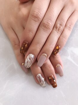 ネイルアンドアイラッシュサロン レア 千葉店(Lea)/