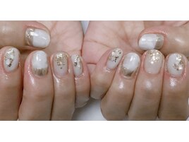 ホワイトネイル