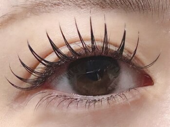 エミーアイラッシュ 大通店(Emii Eyelash)/フラットラッシュ上下180本