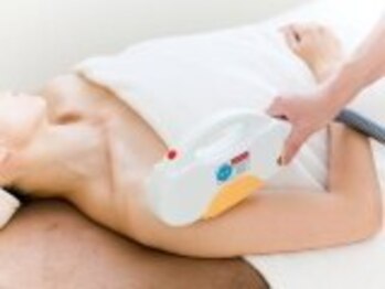 ベラーモ(BELLAMO)の写真/全身(顔・VIO込み)美肌脱毛でツルスベ肌に★丁寧なカウンセリング&ケアで不安なく通える♪メンズ脱毛も◎