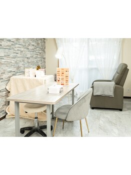 シンプル系（オフィス・日常）が得意