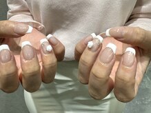 ソワン 恵比寿(Soin)/ホワイトフレンチ×パーツネイル