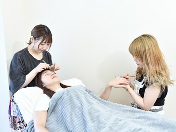 ビューティサロンルミアス(LUMIAS)の写真/【☆初回オフ無料☆】ケア重視の当店なら負担なくキレイを実現◇ネイル＆マツエク同時施術で時短にも◎