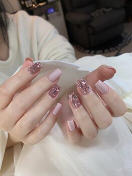 ブルームビューティ― 新宿(Blooｍ Beauty)の写真/気軽に通いやすいお手頃価格のネイルのご用意あり◎人気のワンカラー系メニューも取り揃えています★
