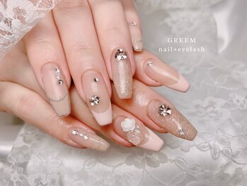 縁取りフレンチバラネイル