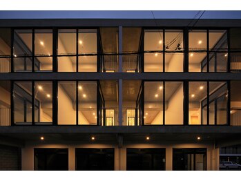 ランド(LAND)/駐車場はテナント前２台