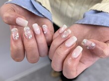 ケイクバイクーロ(CAKE by curro)/★ホワイトシルバーネイル★