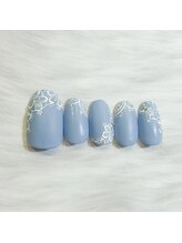 キュント(Qun’t)/くすみブルーと手描きレース。