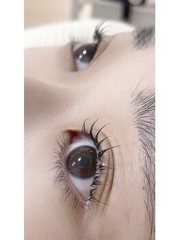 ジンオーヴァ トウキョウラッシュ(JINGOVA Tokyo Lash)/韓国アイドル風束感まつげパーマ