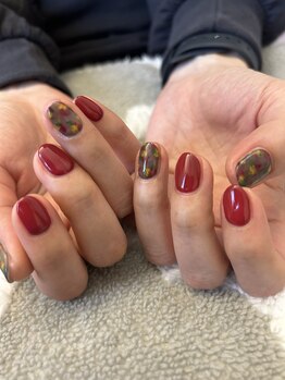 ネイルサロン ジュエル(Nail salon JEWEL)/大人花柄デザイン