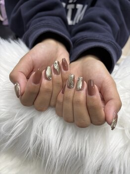 担当スタッフ　HAZAMA