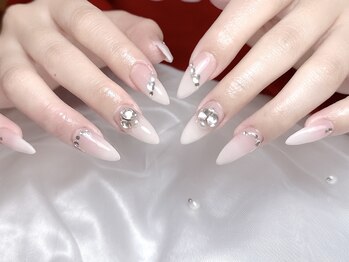 ブイピーネイル 新大久保(VP nail)/長さだし&やり放題90分