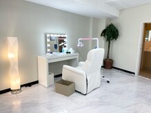 エクシアホワイトニング 名古屋名駅店/施術面