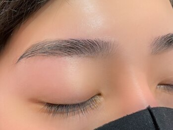 アイマジックピュア 一番町店(EYE MAJIC pure)/韓国風ストレート眉｜メンズ眉