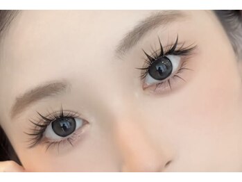 リリー 渋谷店(Lily)/目の縦幅を長く魅せるワンホン