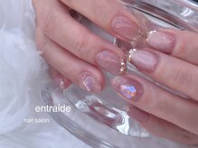 アントレッド(entraide)/オトナ可愛い◎キラふわネイル