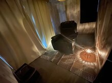 ガネーシャのうたた寝の雰囲気（ゆっくりお休みいただけるようリラックス空間を心がけています）