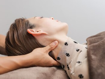 ワイ(Y)の写真/首肩のこりを最短で改善に導いて身体の不調を解消♪骨盤矯正/姿勢矯正/産後矯正/小顔矯正もご用意◎