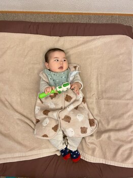 子育てママの整体サロン/施術中のお子様の様子