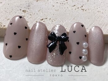 ネイルアトリエルカ(nail atelier LUCA)/W-135 大人上品ワンホンネイル