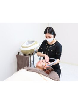 ホウレイ線・たるみ改善！予防ケア