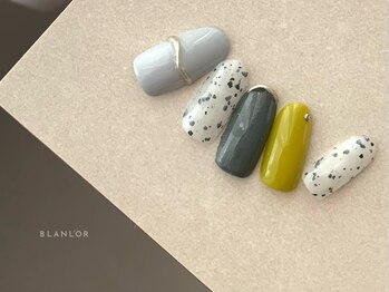 ネイルサロン ブランロール 三軒茶屋店(Blanl'or)/シルバー×ピスタチオネイル
