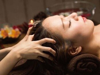 キュティプラス(Cuti+)の写真/【円町駅徒歩1分◆完全個室】思わず寝落ち…極上ヘッドスパで頭も心もふわっと軽く!深く癒される至福時間♪