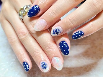ネイルアンドまつげエクステ専門サロン スリー(THREE)/ドットネイル