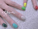 個性的ネイル