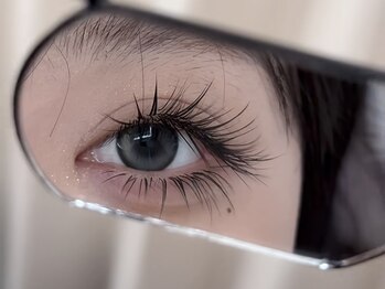 AMK/ワンホン　タレ目デザイン