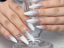 リノプラス(Lino+)/チップ長さだし＆定額ネイル