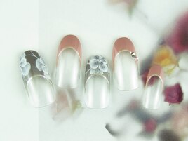 手書きアート×フレンチネイル