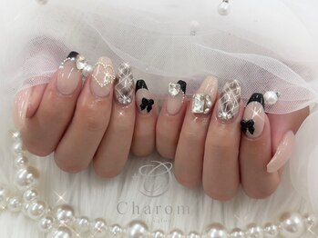 チャロム(Charom)/フレンチ×チェックネイル
