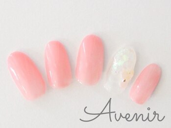 アヴィニール 表参道(Avenir)/シェルフラワー