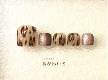 ネイルサロン あかねいろ/秋冬フット　豹柄　レオパード