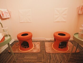 極楽/名古屋春日井勝川　よもぎ蒸し