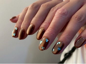 マックスビューティーネイル(MAX BEAUTY nail)の写真/【トレンドアート】人気マグネットコース/アシメ/おしゃれニュアンス/パーツ乗せ放題のやり放題メニュー有!