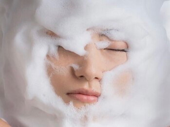 キプラ 福津店(KIPURA)の写真/【極上の癒しと美肌が手に入る高弾力の生泡毛穴洗浄！】透明うる艶肌に＊美容液成分たっぷりで肌質改善♪