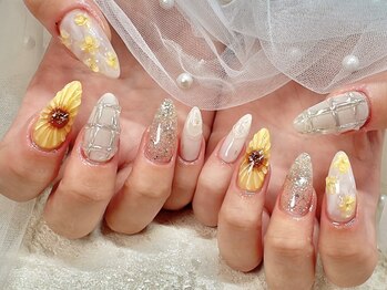 ミラクルネイル(Miracle Nail)の写真/【技術力で仕上がりの満足度◎】高技術×個性の魅力を引き出す!周りにも自慢したくなるような指先へ。