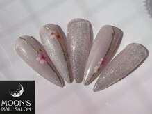 ムーンズ(Moon's)/