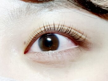 ネイルアンドまつげエクステ専門サロン スリー(THREE)/パリジェンヌラッシュリフト