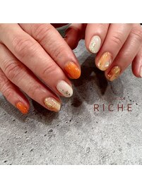 オレンジ×シェルの夏ネイル