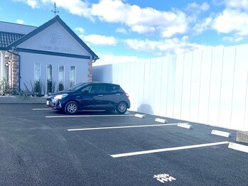 サロンドフェイス 木曽川店(Salon de Faith)/サロン専用駐車場完備♪